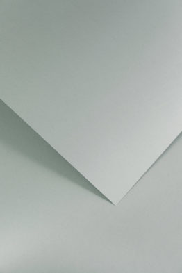 Дизайнерский картон Гладкий светло-серый